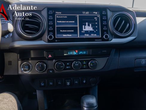 Used 2021 Toyota Tacoma TRD Off-Road image 12