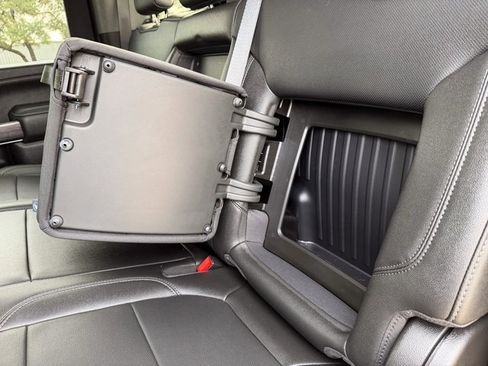 Used 2021 Chevrolet Silverado 2500 LTZ w/ Z71 Off-Road Package image 19