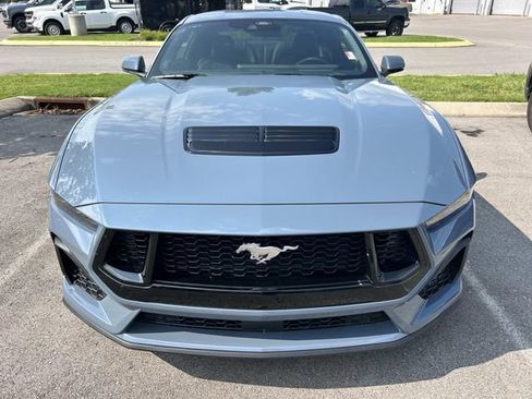 Used 2025 Ford Mustang GT Premium RWD image 2