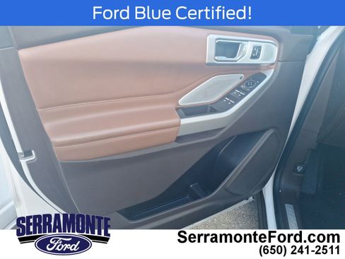 Used 2023 Ford Explorer King Ranch AWD/4WD image 12