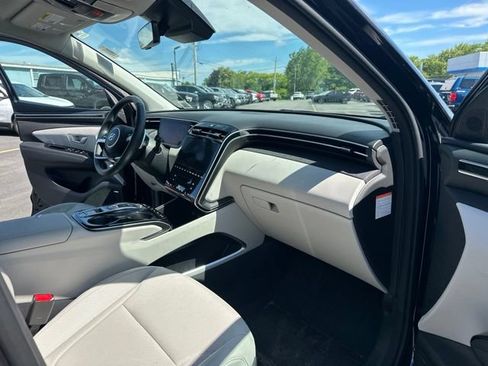 Used 2023 Hyundai Tucson Limited AWD/4WD image 18