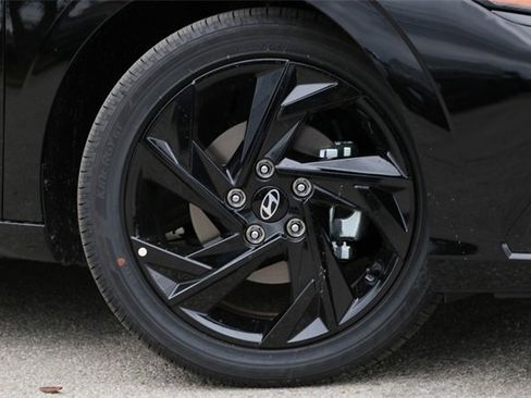 New 2026 Hyundai Elantra SEL Sport image 2