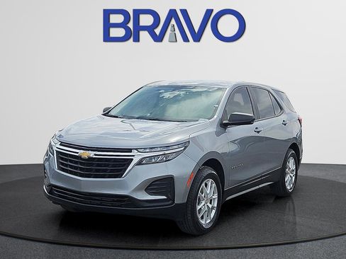 Used 2024 Chevrolet Equinox LS AWD/4WD image 1