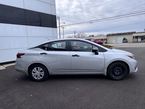 Used 2025 Nissan Versa S w/ Trunk Package image 6