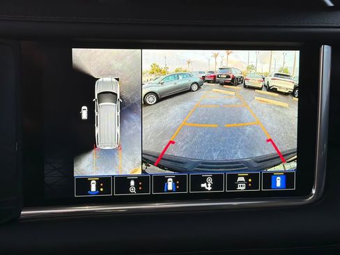 Used 2022 GMC Yukon Denali image 27