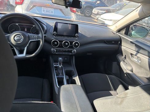 Used 2023 Nissan Sentra SV image 17