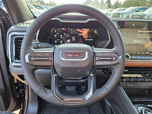 New 2026 GMC Canyon AT4 image 17