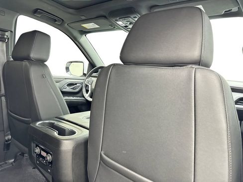 Used 2024 Chevrolet Tahoe Z71 w/ Luxury Package AWD/4WD image 44