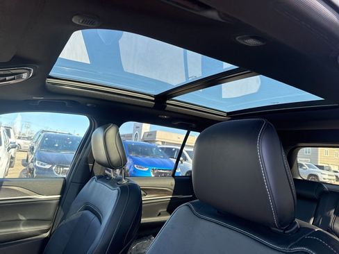 New 2026 Jeep Grand Cherokee Limited image 18