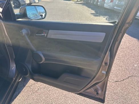 Used 2011 Honda CR-V EX-L image 4