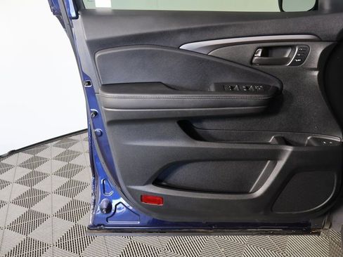 Used 2023 Honda Passport EX-L image 12