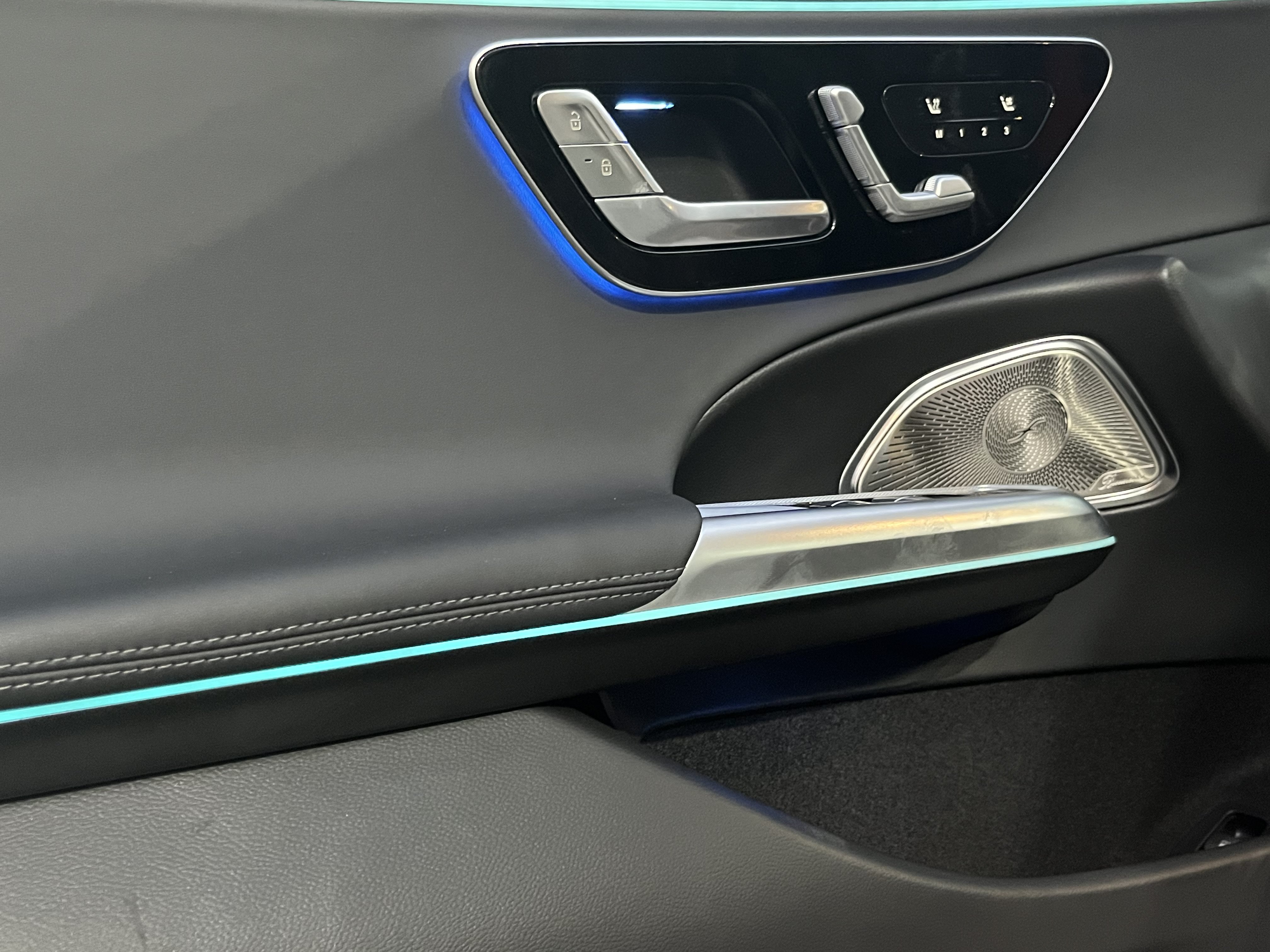 New 2026 Mercedes-Benz E 53 AMG e 4MATIC Sedan image 13