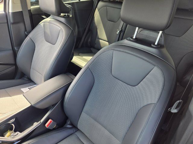 New 2026 Kia Niro EX FWD image 11