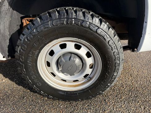 Used 2012 Chevrolet Colorado W/T image 17