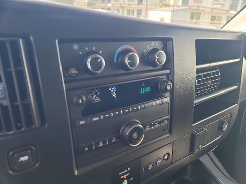 Used 2023 GMC Savana 2500 w/ Driver Convenience Package image 13