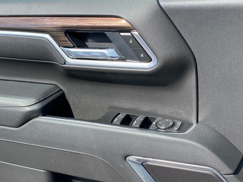New 2026 Chevrolet Silverado 1500 RST w/ LPO, Dark Essentials Package AWD/4WD image 21