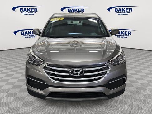Used 2018 Hyundai Santa Fe Sport image 2