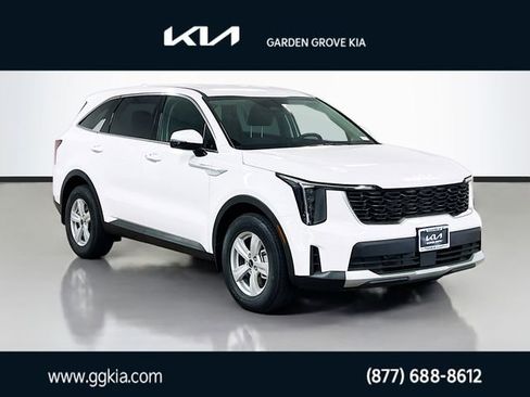 New 2026 Kia Sorento LX FWD image 1