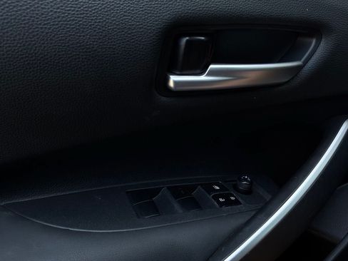 Used 2023 Toyota Corolla SE FWD image 19