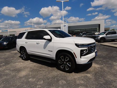 Used 2026 Chevrolet Tahoe LT w/ Comfort Package image 6