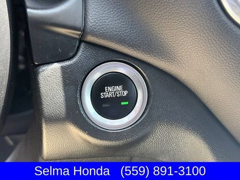 Used 2023 Chevrolet Equinox LT FWD image 17
