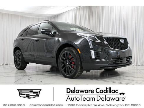 New 2026 Cadillac XT5 Sportv w/ LPO, Onyx Lite Package image 1