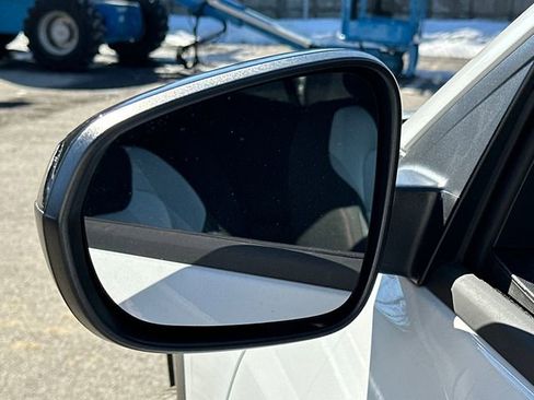 New 2026 Chevrolet Trax RS w/ Sunroof Package image 6