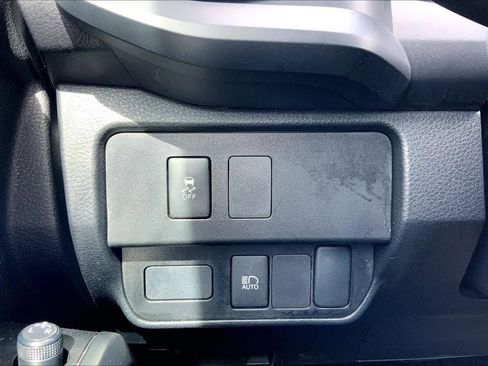 Used 2022 Toyota Tacoma SR w/ SX Package image 35