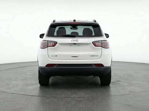 Used 2025 Jeep Compass Limited AWD/4WD image 7