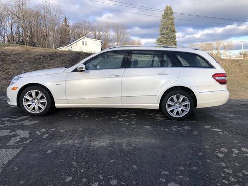 Used 2012 Mercedes-Benz E 350 4MATIC Wagon image 11