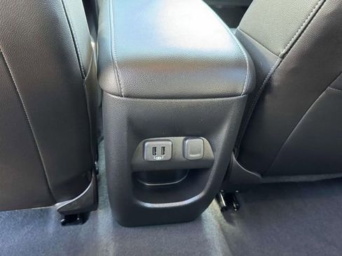 Used 2022 Chevrolet Colorado ZR2 image 9