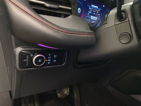 Certified 2025 Ford Explorer ST image 18