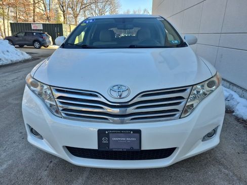 Used 2012 Toyota Venza LE image 3