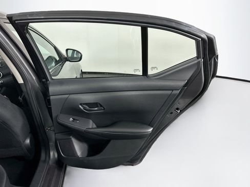 Used 2025 Nissan Sentra S FWD image 27