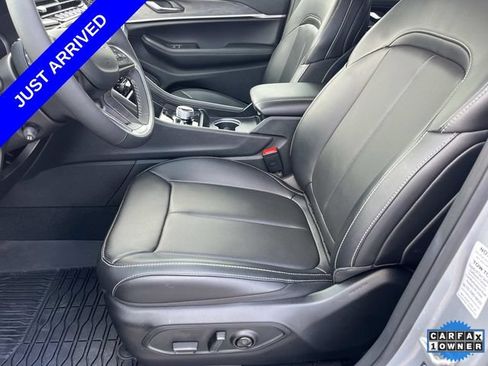 Used 2025 Jeep Grand Cherokee Limited w/ Luxury Tech Group II AWD/4WD image 26