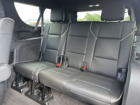 Used 2023 Cadillac Escalade ESV Premium Luxury w/ LPO, Floor Liner Package AWD/4WD image 19