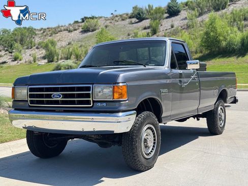 Used 1989 Ford F250 4x4 Regular Cab image 3