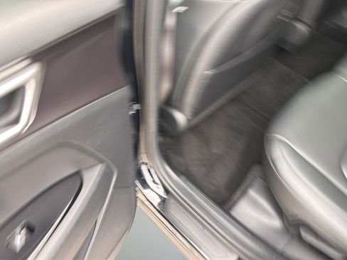 Used 2025 Kia Sportage EX FWD image 36