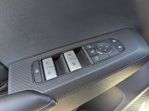 New 2026 Nissan Rogue Platinum image 15