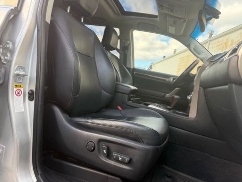 Used 2015 Lexus GX 460 image 15