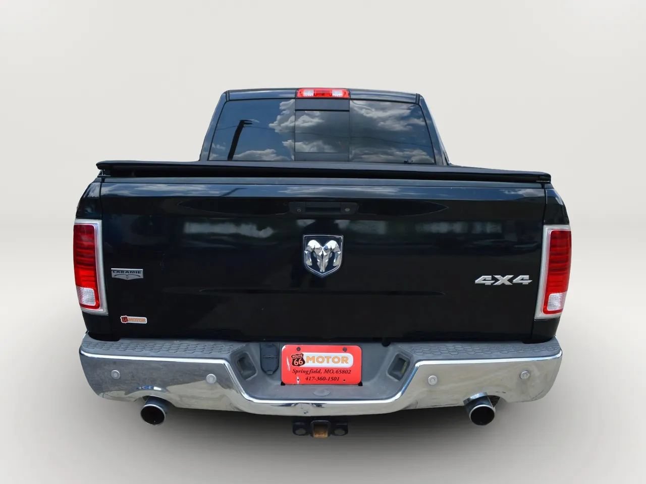 Used 2015 RAM 1500 Laramie w/ Convenience Group AWD/4WD image 7