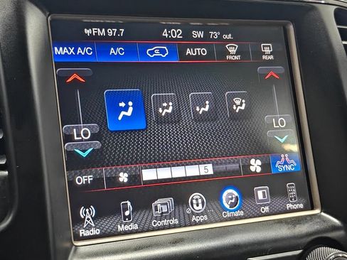 Used 2014 Jeep Grand Cherokee Laredo w/ 18" Wheel & 8.4" Radio Group AWD/4WD image 31