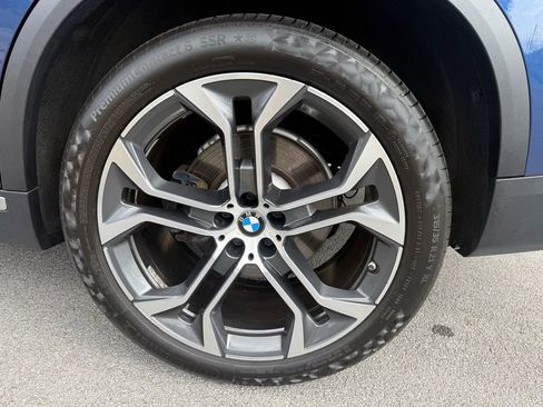 Used 2021 BMW X5 sDrive40i w/ Premium Package image 12