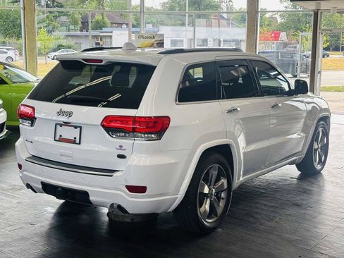Used 2016 Jeep Grand Cherokee Overland AWD/4WD image 7