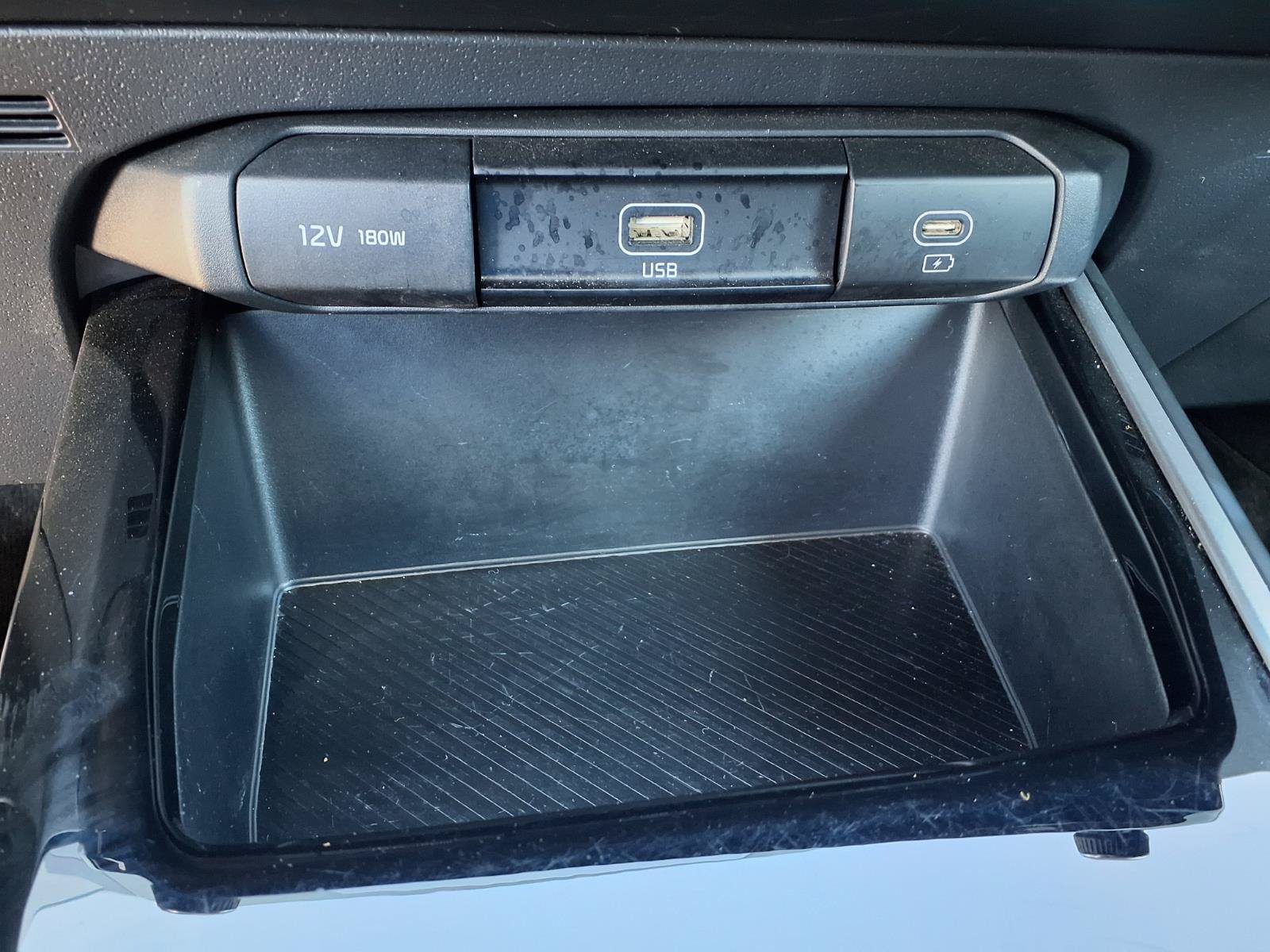 Used 2025 Kia Niro LX FWD image 15