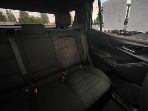 Used 2025 Chevrolet Equinox LT image 37