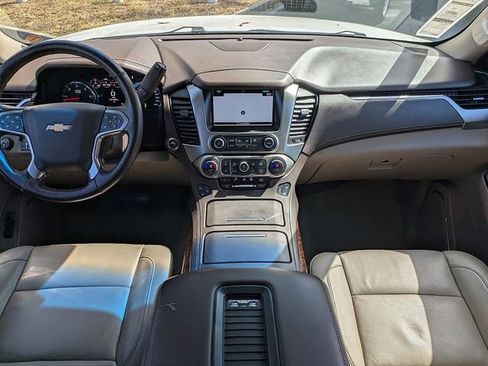 Used 2016 Chevrolet Suburban LTZ image 18