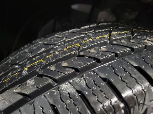 Used 2017 Nissan Rogue SV image 12