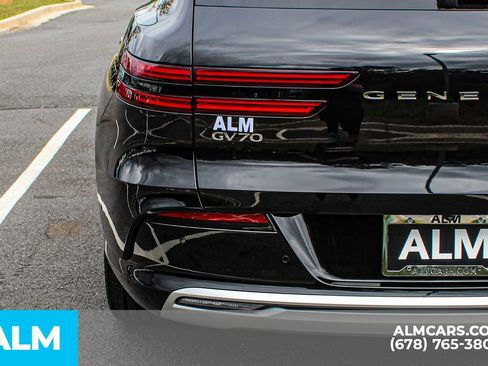 Used 2024 Genesis Electrified GV70 Advanced image 13