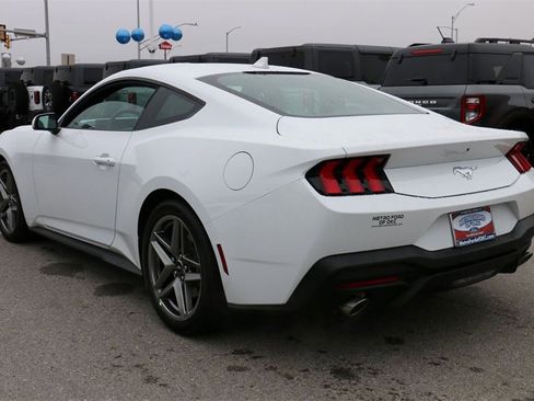 New 2025 Ford Mustang EcoBoost image 7